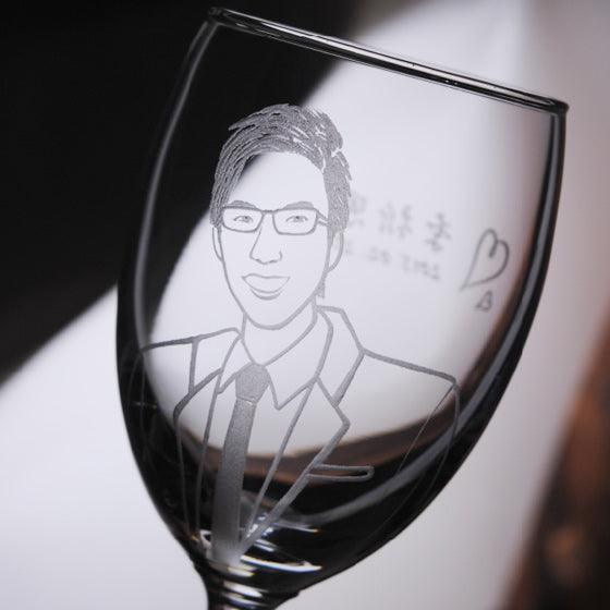 (一對價)270cc【客製肖像對杯】(寫實版)LOVE新娘新郎玻璃雕刻紅酒杯禮組 - MSA玻璃雕刻