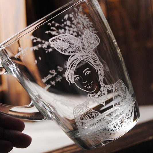 (一對價) 320cc【客製肖像結婚對杯】(寫實版) 花園婚禮馬克杯.大樹與兔兔 - MSA玻璃雕刻