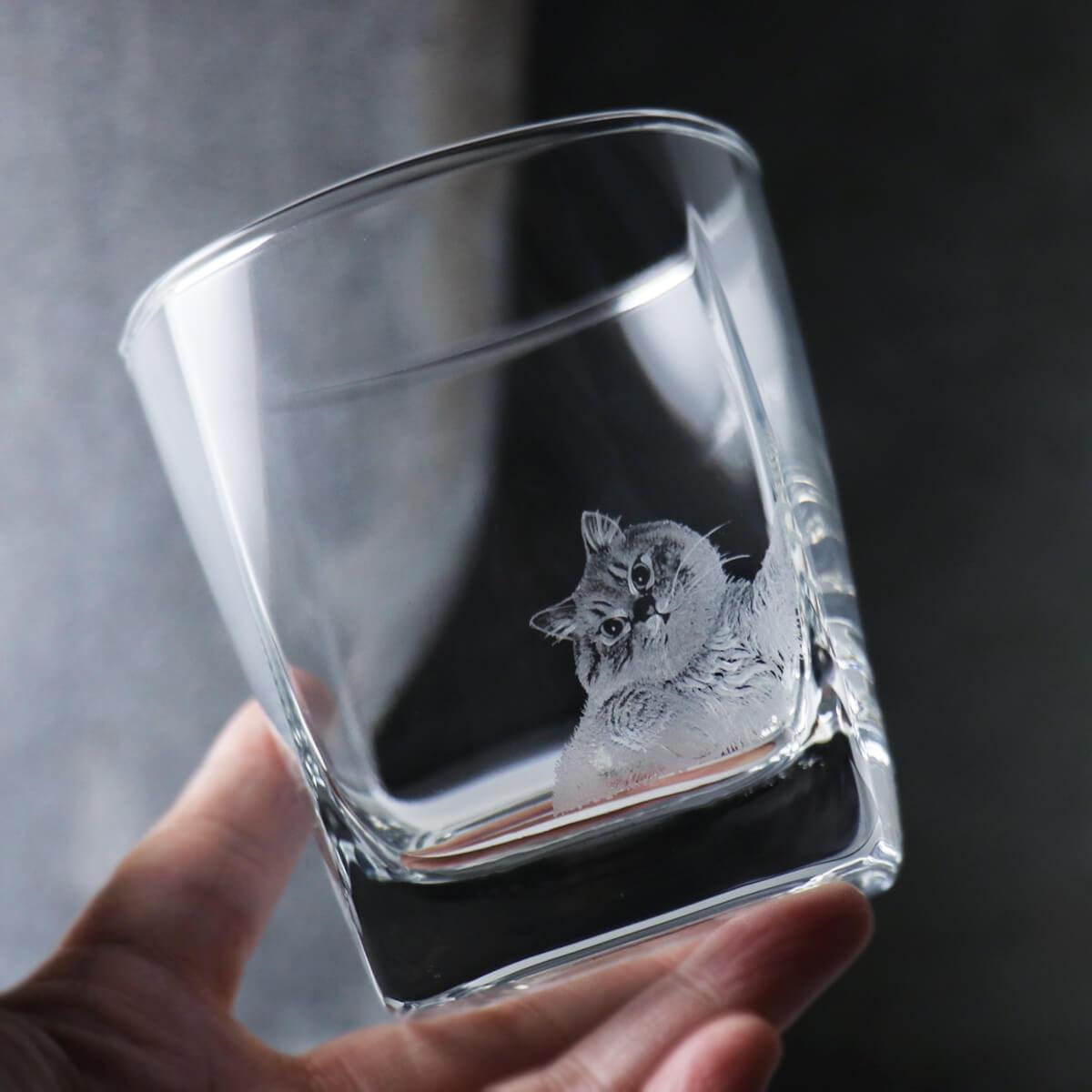 295cc【客製寵物】(寫實版)寵物貓咪雕刻威士忌杯 - MSA玻璃雕刻