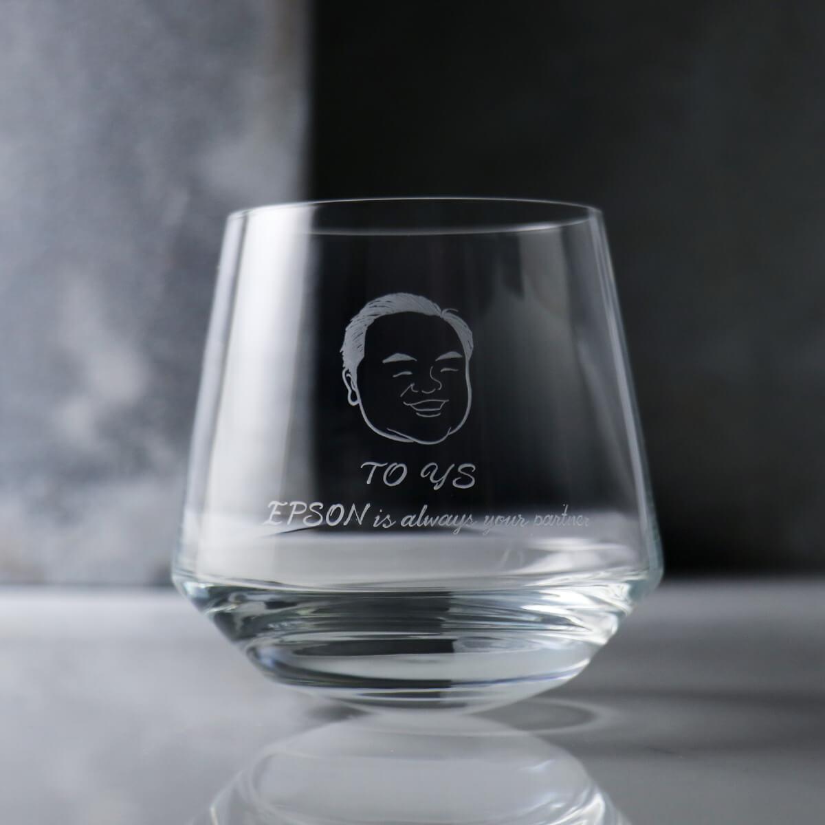 397cc【德國蔡司Schott Zwiesel】(簡易Q版) 水晶搖搖杯 客製似顏繪 - MSA玻璃雕刻
