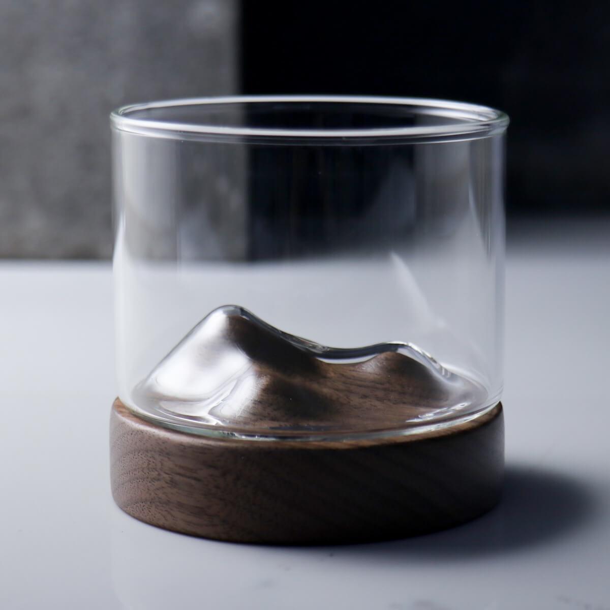 120cc【詩意峰巒杯】黑胡桃木原木山形酒杯 茶杯刻字 - MSA玻璃雕刻
