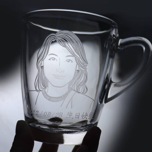320cc【客製肖像】(寫實版) 女生畫像雕刻馬克杯 好朋友的生日禮物推薦 - MSA玻璃雕刻