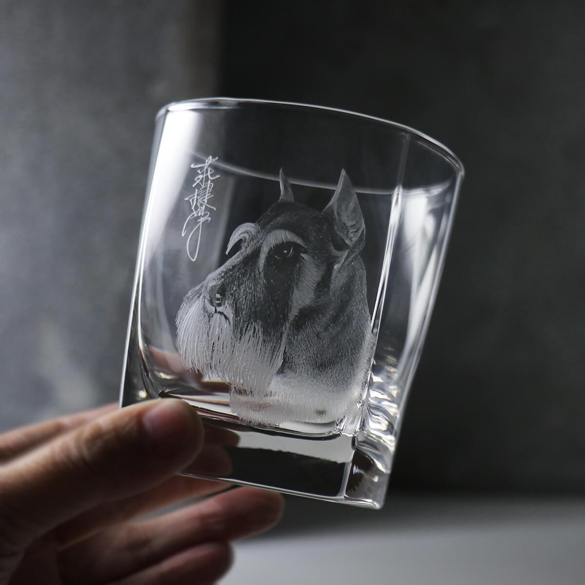 295cc【雪納瑞】寫實動物 寵物客製畫像(簽名版)威士忌杯 - MSA玻璃雕刻